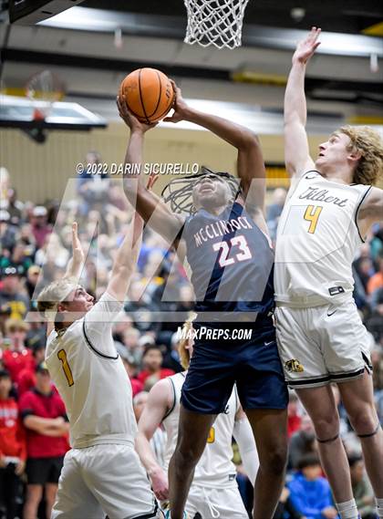 Thumbnail 2 in Gilbert vs McClintock (AIA 5A Semifinal) photogallery.