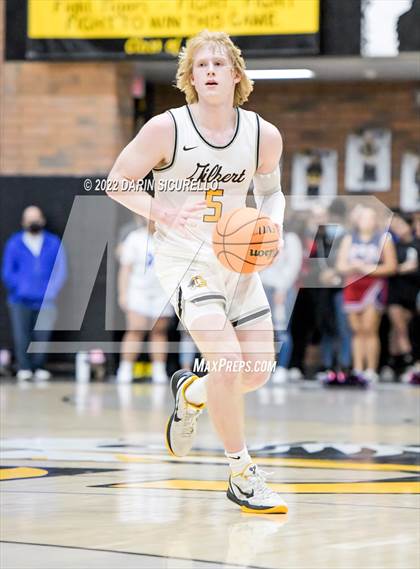 Thumbnail 1 in Gilbert vs McClintock (AIA 5A Semifinal) photogallery.