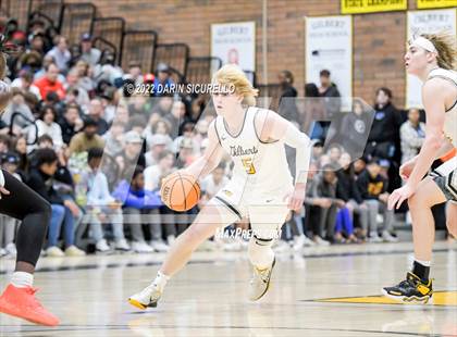 Thumbnail 2 in Gilbert vs McClintock (AIA 5A Semifinal) photogallery.