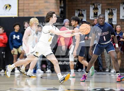 Thumbnail 3 in Gilbert vs McClintock (AIA 5A Semifinal) photogallery.