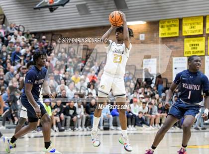 Thumbnail 3 in Gilbert vs McClintock (AIA 5A Semifinal) photogallery.