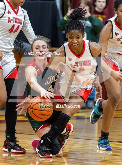 Thumbnail 1 in Lincoln vs. Alton (State Farm Shootout) photogallery.