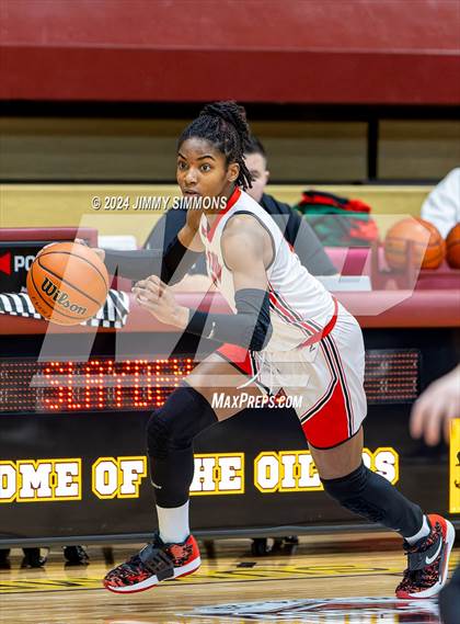 Thumbnail 1 in Lincoln vs. Alton (State Farm Shootout) photogallery.