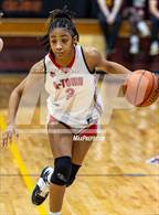 Photo from the gallery "Lincoln vs. Alton (State Farm Shootout)"