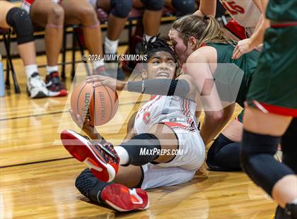 Thumbnail 3 in Lincoln vs. Alton (State Farm Shootout) photogallery.