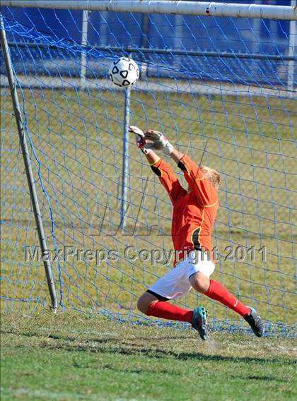 Thumbnail 2 in Hempfield @ Lampeter-Strasburg photogallery.