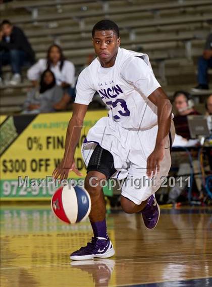Thumbnail 2 in Kimball vs Lincoln (Avery WinterHeat Showcase) photogallery.