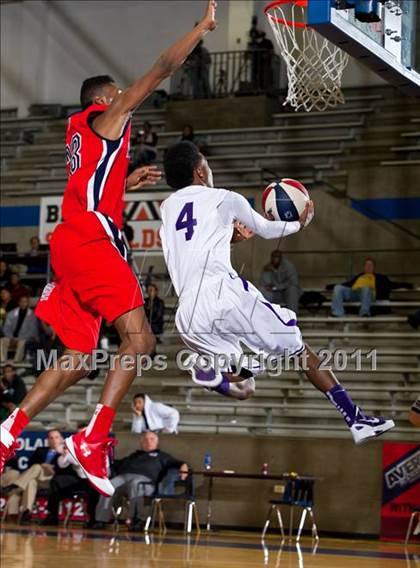 Thumbnail 1 in Kimball vs Lincoln (Avery WinterHeat Showcase) photogallery.