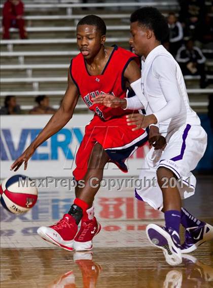 Thumbnail 2 in Kimball vs Lincoln (Avery WinterHeat Showcase) photogallery.