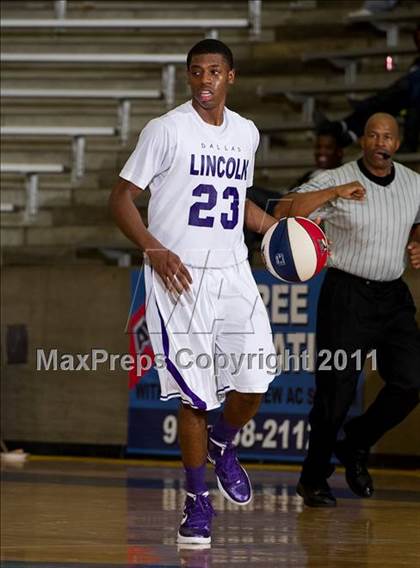 Thumbnail 2 in Kimball vs Lincoln (Avery WinterHeat Showcase) photogallery.