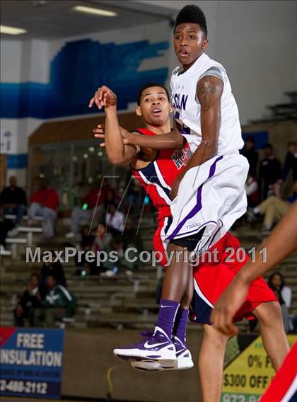 Thumbnail 1 in Kimball vs Lincoln (Avery WinterHeat Showcase) photogallery.