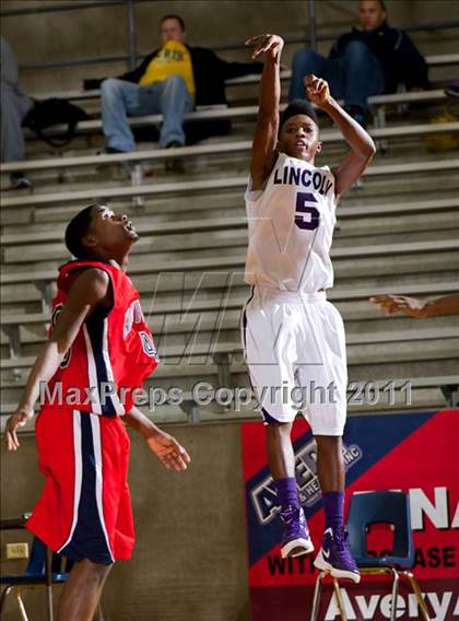 Thumbnail 3 in Kimball vs Lincoln (Avery WinterHeat Showcase) photogallery.