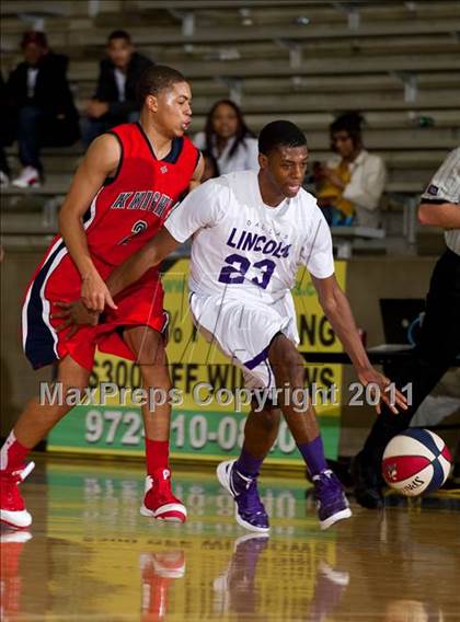 Thumbnail 2 in Kimball vs Lincoln (Avery WinterHeat Showcase) photogallery.