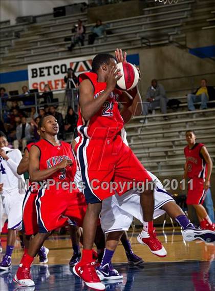 Thumbnail 1 in Kimball vs Lincoln (Avery WinterHeat Showcase) photogallery.
