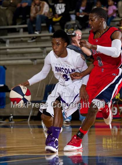 Thumbnail 3 in Kimball vs Lincoln (Avery WinterHeat Showcase) photogallery.