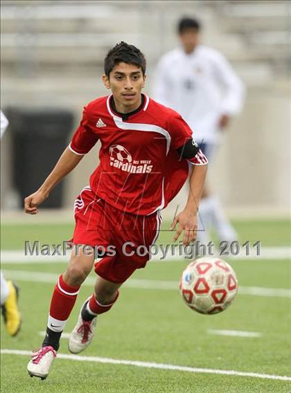 Thumbnail 3 in Del Valle vs Stony Point (5A Region 2 Bi-District Playoffs) photogallery.