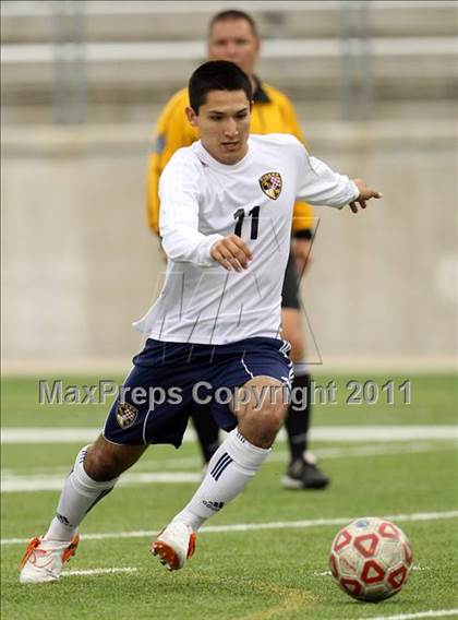 Thumbnail 3 in Del Valle vs Stony Point (5A Region 2 Bi-District Playoffs) photogallery.
