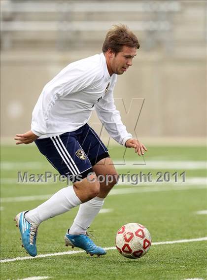 Thumbnail 1 in Del Valle vs Stony Point (5A Region 2 Bi-District Playoffs) photogallery.