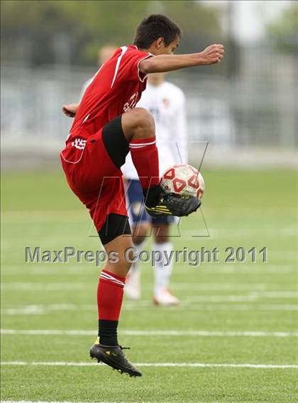 Thumbnail 3 in Del Valle vs Stony Point (5A Region 2 Bi-District Playoffs) photogallery.
