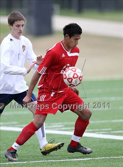 Thumbnail 3 in Del Valle vs Stony Point (5A Region 2 Bi-District Playoffs) photogallery.