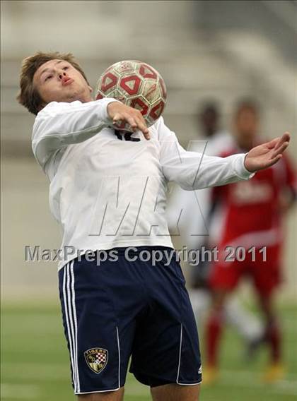 Thumbnail 2 in Del Valle vs Stony Point (5A Region 2 Bi-District Playoffs) photogallery.