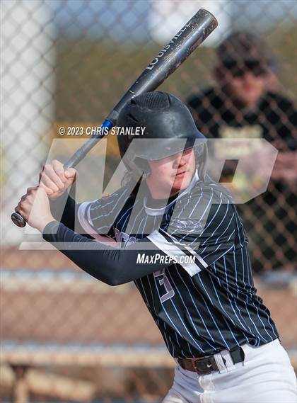 Thumbnail 3 in Kingman Academy @ NFL Yet Academy photogallery.