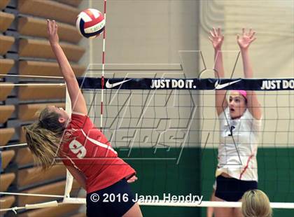 Thumbnail 3 in Cathedral Catholic vs. Harvard-Westlake (Durango Fall Classic) photogallery.