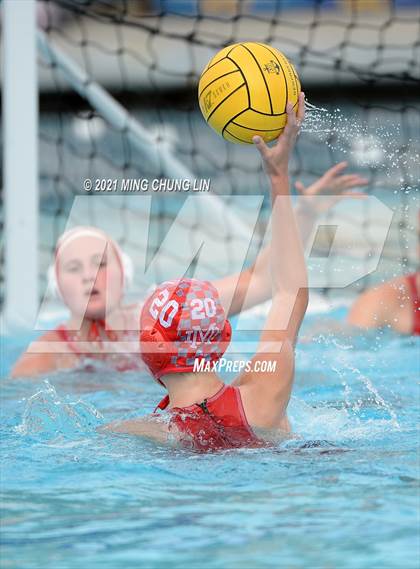 Thumbnail 2 in San Marcos @ Mater Dei (Bill Barnett Holiday Cup) photogallery.