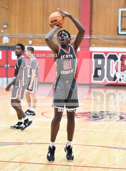 Thumbnail 1 in Browne vs. Central (Phoenix Union High Classic) photogallery.