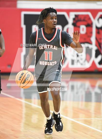 Thumbnail 1 in Browne vs. Central (Phoenix Union High Classic) photogallery.