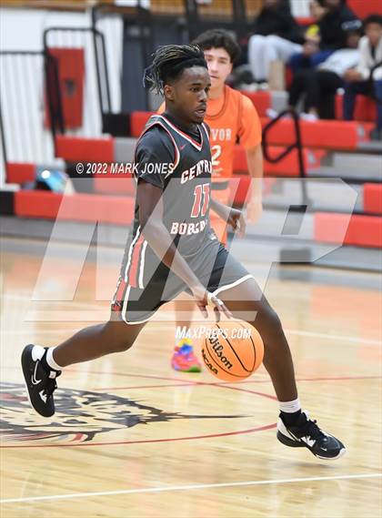 Thumbnail 2 in Browne vs. Central (Phoenix Union High Classic) photogallery.