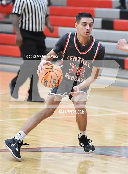 Thumbnail 1 in Browne vs. Central (Phoenix Union High Classic) photogallery.