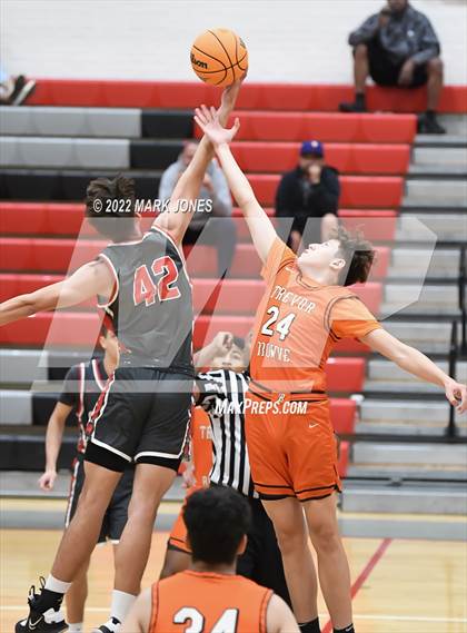 Thumbnail 1 in Browne vs. Central (Phoenix Union High Classic) photogallery.