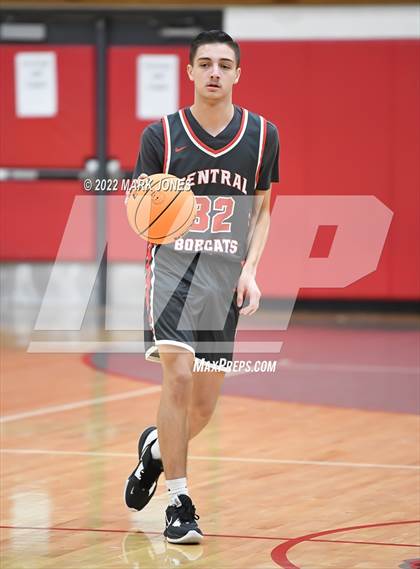 Thumbnail 1 in Browne vs. Central (Phoenix Union High Classic) photogallery.