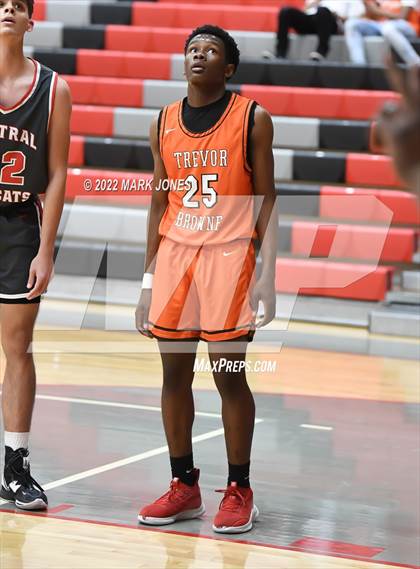 Thumbnail 1 in Browne vs. Central (Phoenix Union High Classic) photogallery.