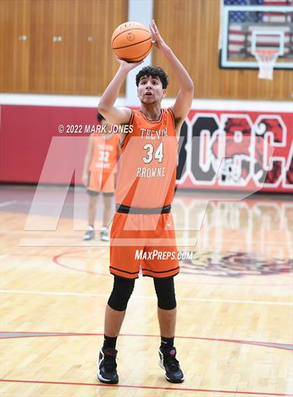 Thumbnail 3 in Browne vs. Central (Phoenix Union High Classic) photogallery.