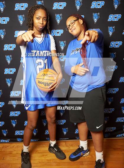 Thumbnail 2 in Stanton (Team and Individuals) photogallery.