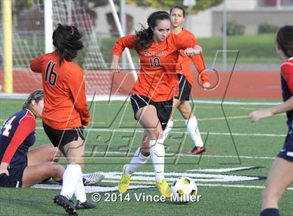 Thumbnail 3 in Kennedy Catholic vs Central Kitsap (WIAA WCD/SW District Playoff) photogallery.