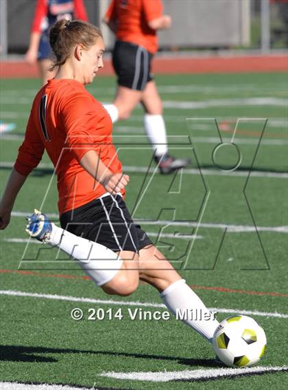 Thumbnail 3 in Kennedy Catholic vs Central Kitsap (WIAA WCD/SW District Playoff) photogallery.