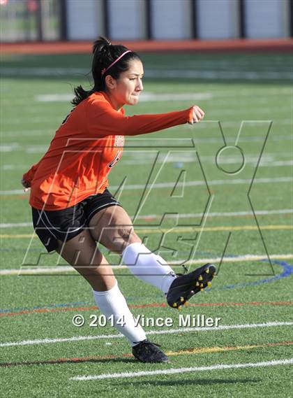 Thumbnail 3 in Kennedy Catholic vs Central Kitsap (WIAA WCD/SW District Playoff) photogallery.