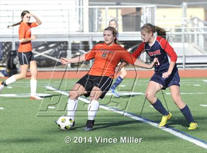 Thumbnail 3 in Kennedy Catholic vs Central Kitsap (WIAA WCD/SW District Playoff) photogallery.