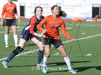 Thumbnail 2 in Kennedy Catholic vs Central Kitsap (WIAA WCD/SW District Playoff) photogallery.
