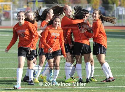 Thumbnail 1 in Kennedy Catholic vs Central Kitsap (WIAA WCD/SW District Playoff) photogallery.
