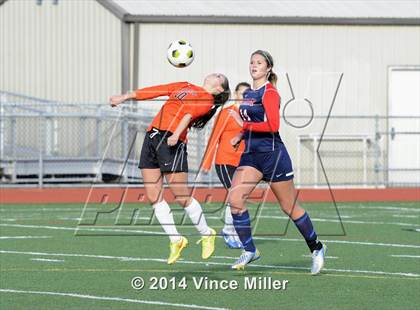 Thumbnail 3 in Kennedy Catholic vs Central Kitsap (WIAA WCD/SW District Playoff) photogallery.