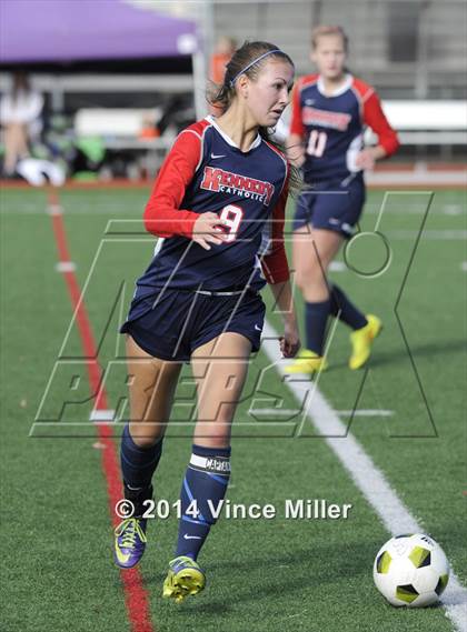 Thumbnail 2 in Kennedy Catholic vs Central Kitsap (WIAA WCD/SW District Playoff) photogallery.