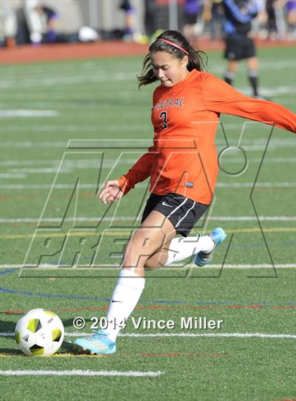 Thumbnail 2 in Kennedy Catholic vs Central Kitsap (WIAA WCD/SW District Playoff) photogallery.