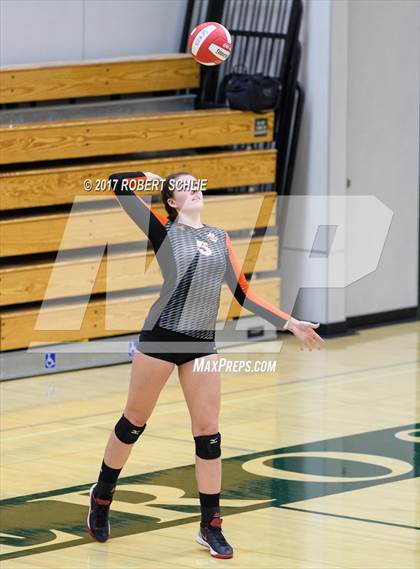 Thumbnail 1 in Roseville @ Ponderosa photogallery.