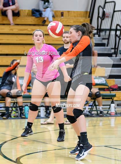 Thumbnail 3 in Roseville @ Ponderosa photogallery.