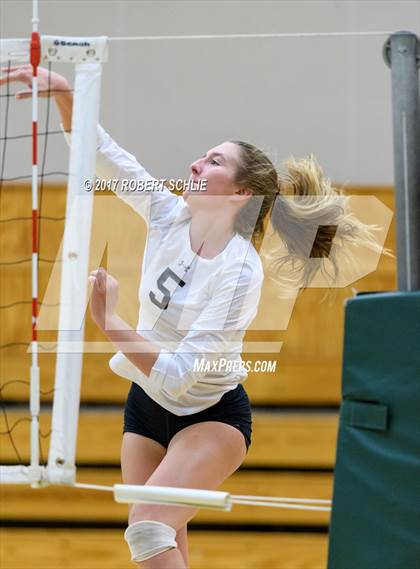 Thumbnail 1 in Roseville @ Ponderosa photogallery.