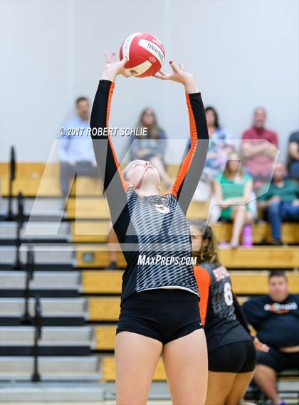 Thumbnail 3 in Roseville @ Ponderosa photogallery.